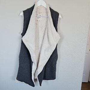 Dylan Cozy Faux-Sherpa Open Front Vest - Charcoal and Cream